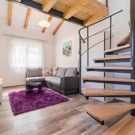 Apartment Lovely Desiree 250m From The In *